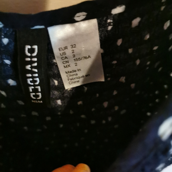 H&M viscose dress size 2 - Picture 4 of 5